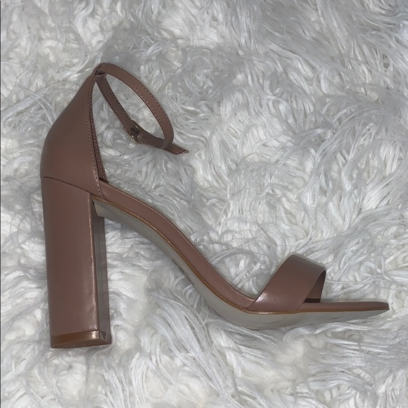 Aldo Chunky Heels - Picture 4 of 5